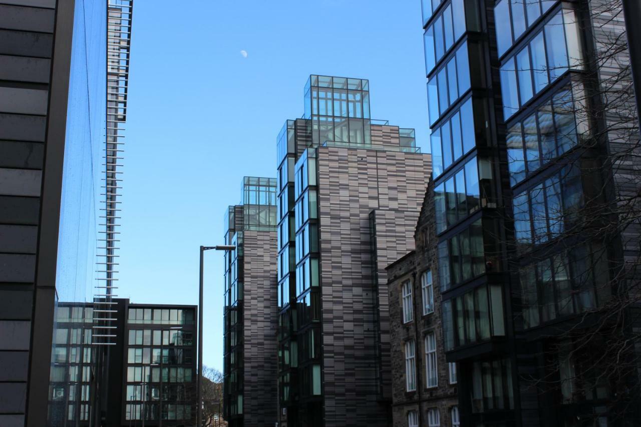 2 Bed Apartment At Quartermile Edinburgh Exterior photo
